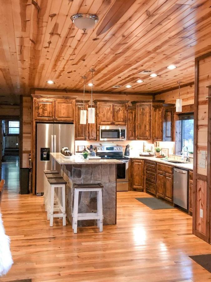 Stone Mountain Lodge 5000Sqft 6 Bed Game Room Pool Table Hot Tub Броукън Боу Екстериор снимка