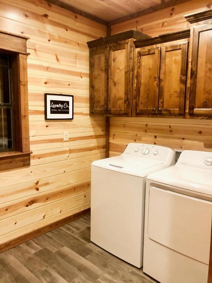 Stone Mountain Lodge 5000Sqft 6 Bed Game Room Pool Table Hot Tub Броукън Боу Екстериор снимка