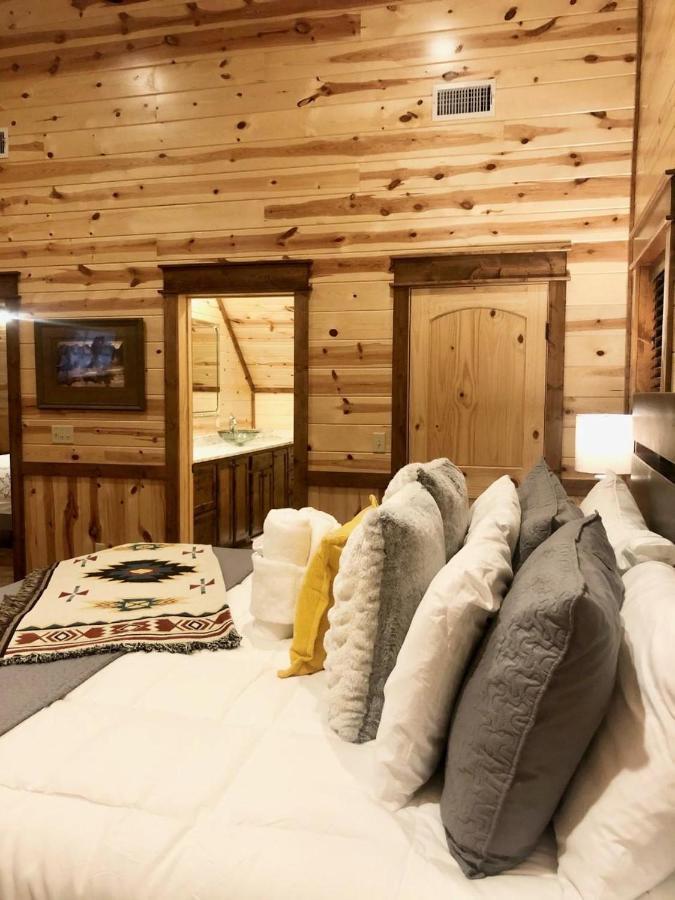 Stone Mountain Lodge 5000Sqft 6 Bed Game Room Pool Table Hot Tub Броукън Боу Екстериор снимка
