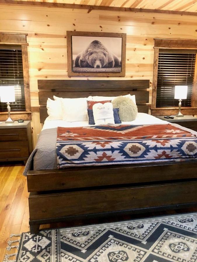 Stone Mountain Lodge 5000Sqft 6 Bed Game Room Pool Table Hot Tub Броукън Боу Екстериор снимка