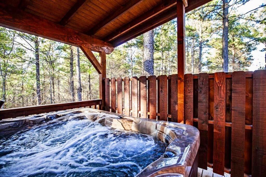 Stone Mountain Lodge 5000Sqft 6 Bed Game Room Pool Table Hot Tub Броукън Боу Екстериор снимка